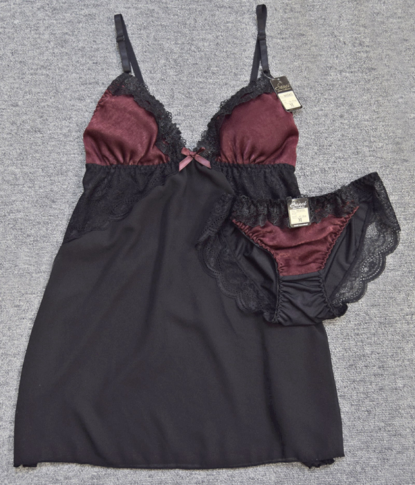 80585　脇高ゴージャスフラワー