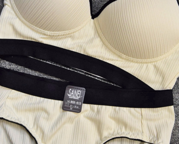 BCK-815　リブかぶりタイプノンワイヤー