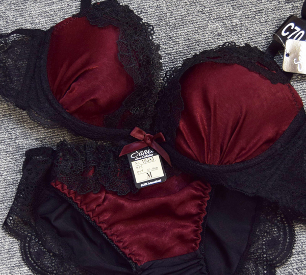 10585EF　脇高ゴージャスフラワー