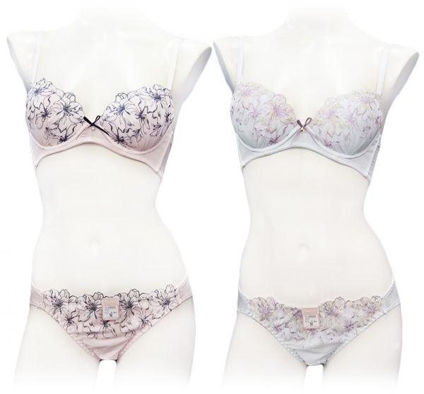 90588(ノンワイヤー)　脇高ガーリーフラワー刺繍