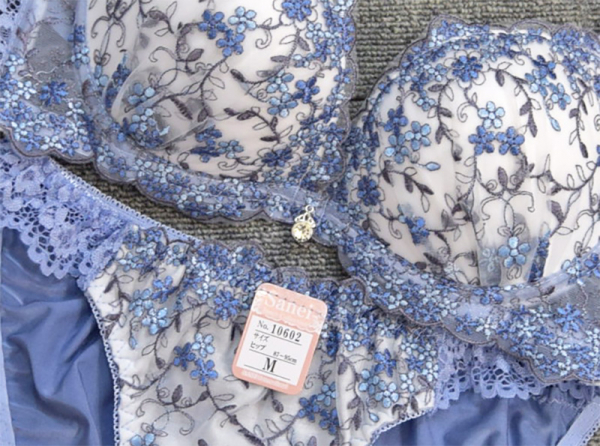 10602　脇高クリスタルブーケ