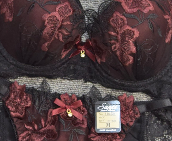 10450-2　脇高シックリリーレース刺繍