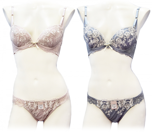 10591EF　脇高クリームフラワー刺繡