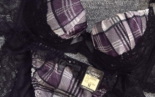 90594(ノンワイヤー)　脇高レーシィチェック