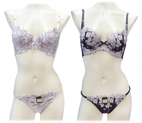 10599EF　脇高ホワイトローズ刺繍