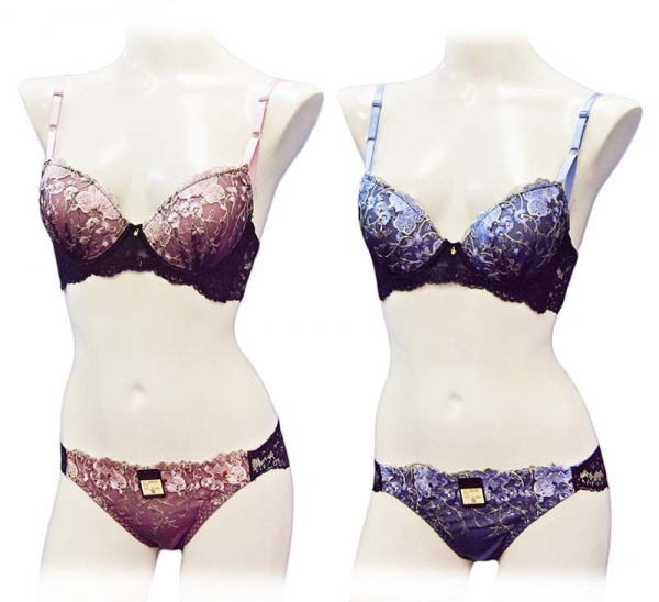 10620　脇高ゴージャスフラワー刺繍　90620（ノンワイヤー）