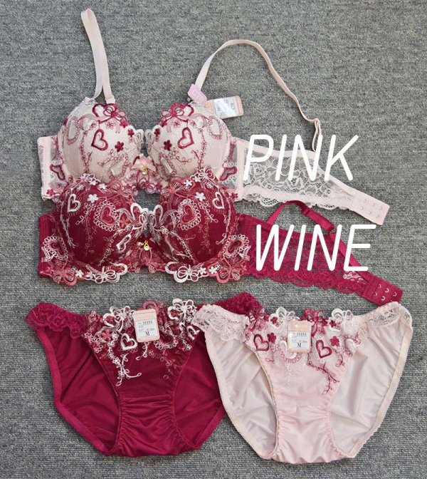 10494.10494EF　脇高ラインハート刺繍