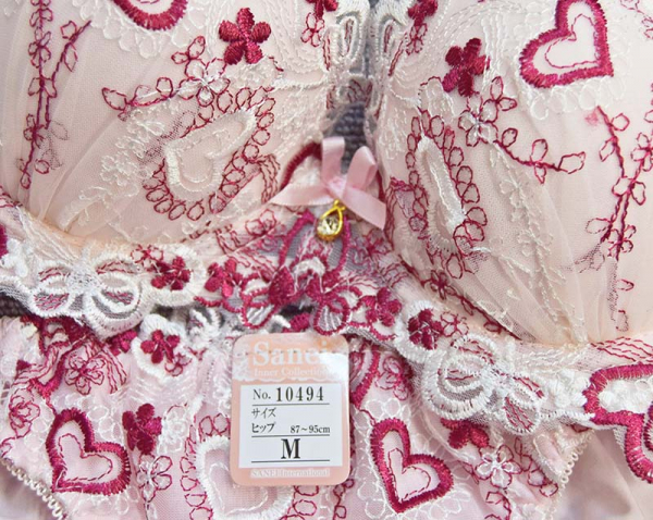 10494.10494EF　脇高ラインハート刺繍