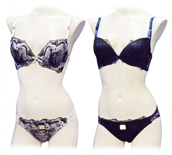 10625  脇高ローズブーケ