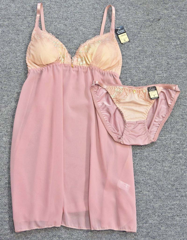 80630 脇高エレガンスロージー キャミソール&ショーツ