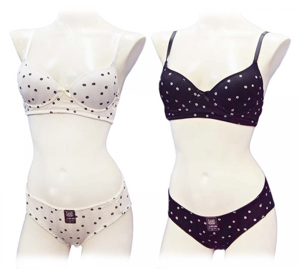 BCK-826　リブかぶりタイプノンワイヤー（小花柄）