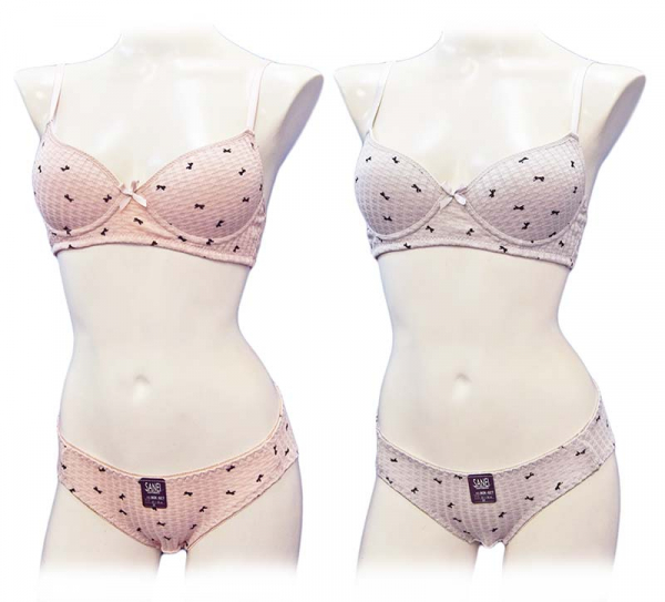 BCK-827　リブかぶりタイプノンワイヤー（リボン柄）