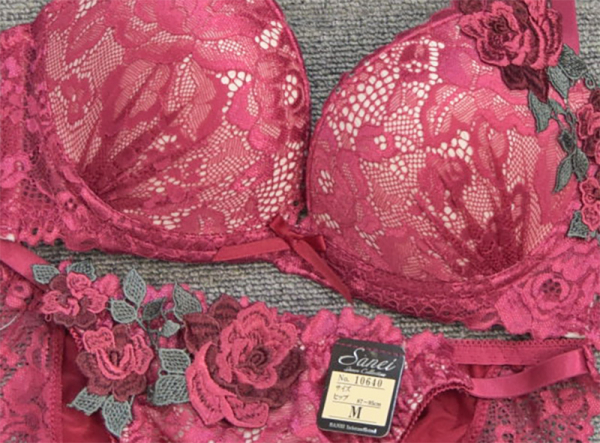 10640　脇高ケミカルローズ＆レース