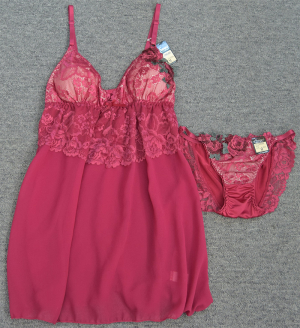 80640　脇高ケミカルローズ＆レースキャミソール&ショーツ