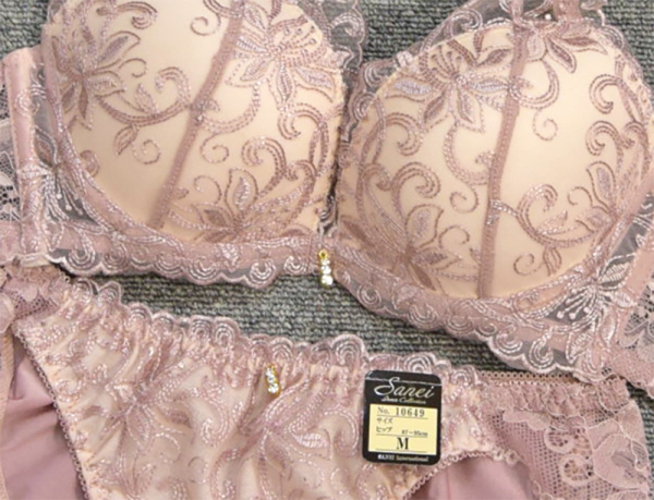 10649.10649EF 脇高シックフラワー刺繍